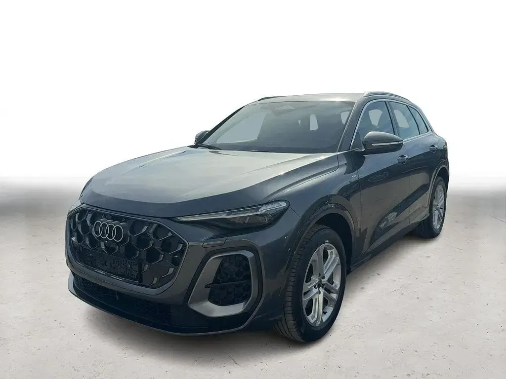 Gebraucht Audi Q5 Ambiente 204 PS (150 kW) 2025 Grau SUV