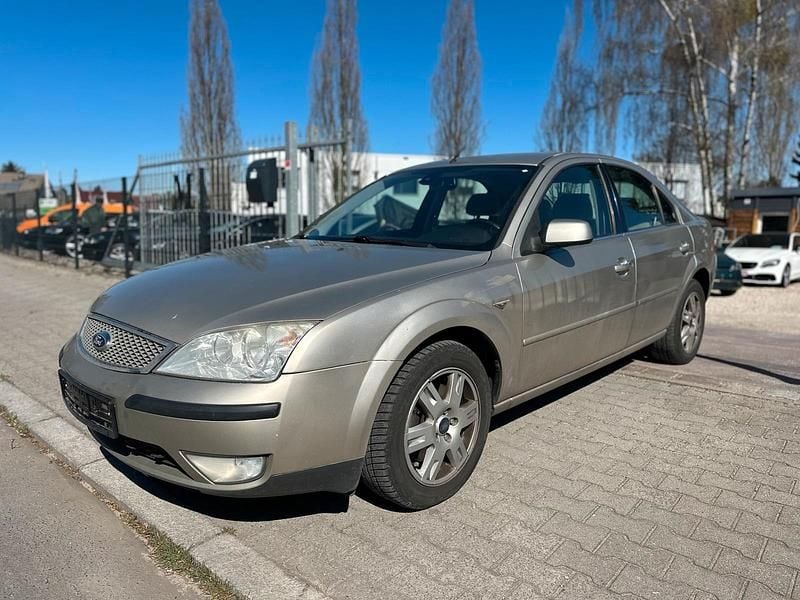 Gebraucht Ford Mondeo Ghia 145 PS (106 kW) 2003 Platinum metallic Limousine