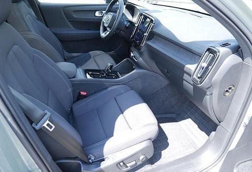 Gebraucht Volvo EC40 Core 175 kW (238 PS) 2023 Grün SUV