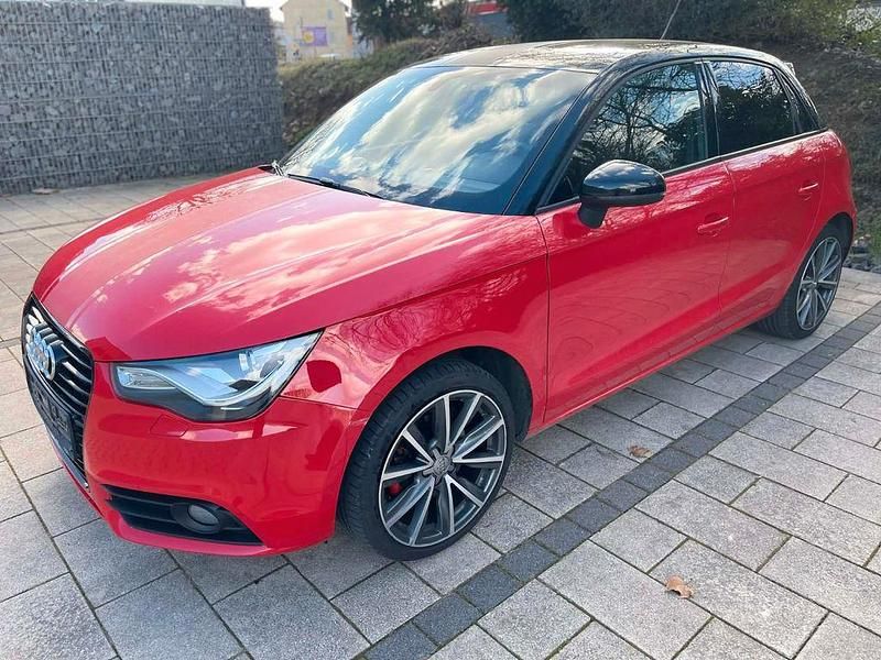 Gebraucht Audi A1 Sportback Ambition 122 PS (89 kW) 2012 Rot Kleinwagen