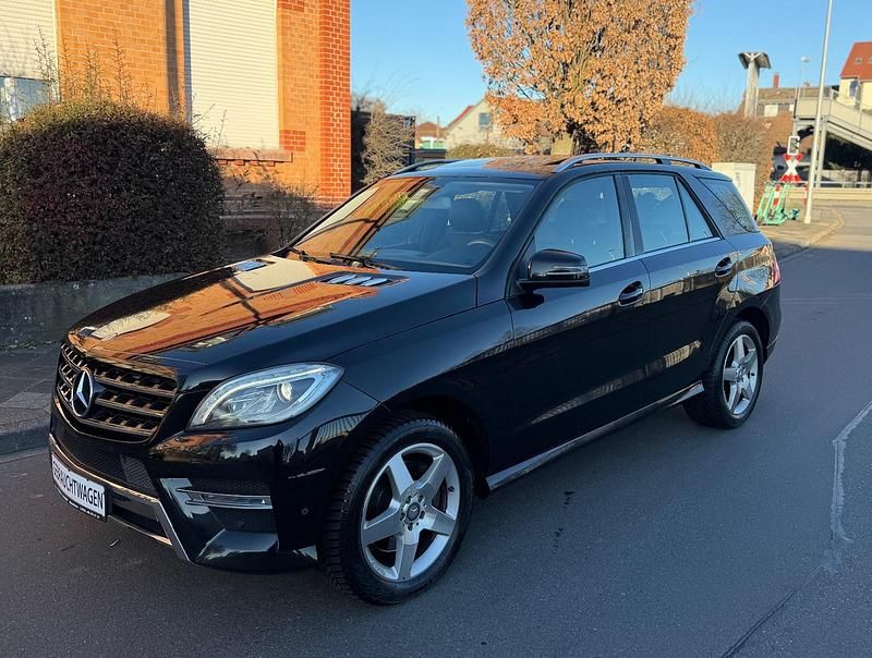 Gebraucht Mercedes ML350 AMG line 258 PS (189 kW) 2014 Schwarz SUV