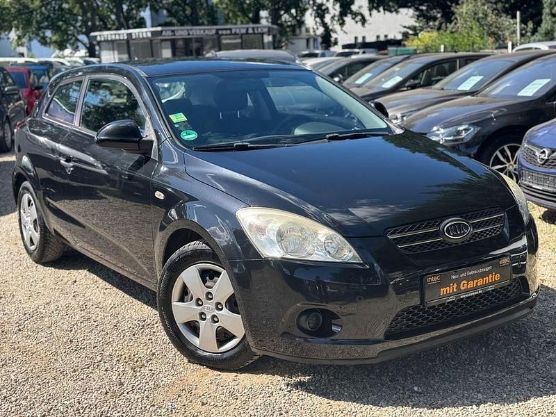 Schwarz Gebraucht 2010 Kia ProCeed 2 Kleinwagen | 1.790 € (Superpreis) - Bild 1/4