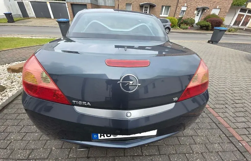 Gebraucht Opel Tigra 125 PS (91 kW) 2007 Cabrio