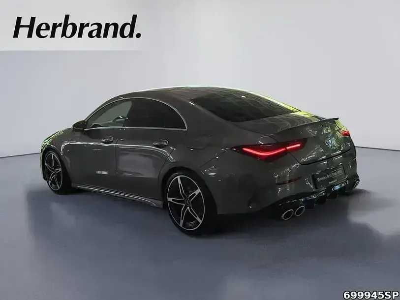 Gebraucht Mercedes CLA45 AMG Premium Plus 421 PS (309 kW) 2025 Metalliclack mountaingrau Coupé