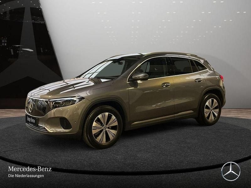 Gebraucht Mercedes EQA250+ Progressive 139 kW (190 PS) 2025 Grau SUV