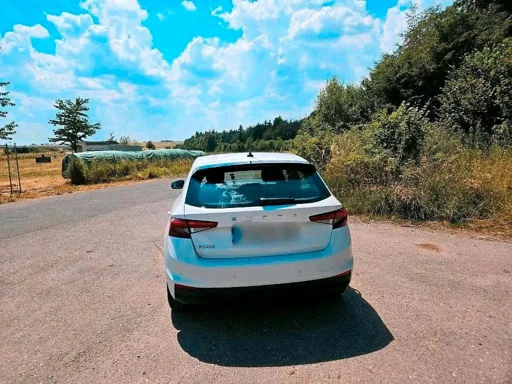Gebraucht Skoda Fabia Selection 95 PS (69 kW) 2024 Weiß Kleinwagen