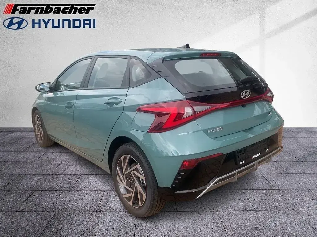 Neu Hyundai i20 Trend 90 PS (66 kW) 2025 Grün Kleinwagen
