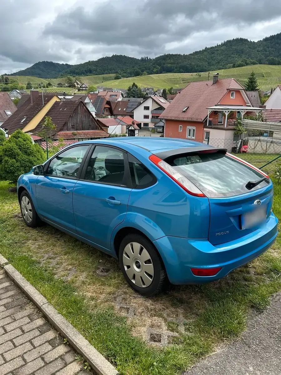 Używany Ford Focus 125 KM (91 kW) 2008 Niebieski Hatchback
