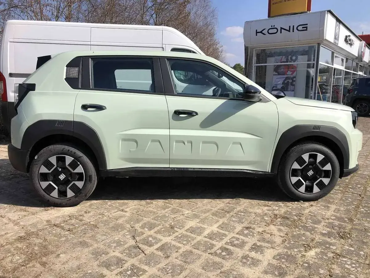 Gebraucht Fiat Grande Panda Business 110 PS (80 kW) 2026 Blau Kleinwagen