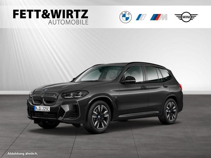 Grau Gebraucht 2023 BMW iX3 Performance SUV | 42.800 € (Superpreis) - Bild 1/3
