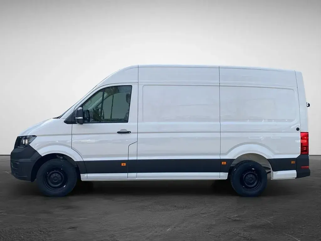 Neu VW Crafter 140 PS (102 kW) 2026 Weiß (candyweiß) Van