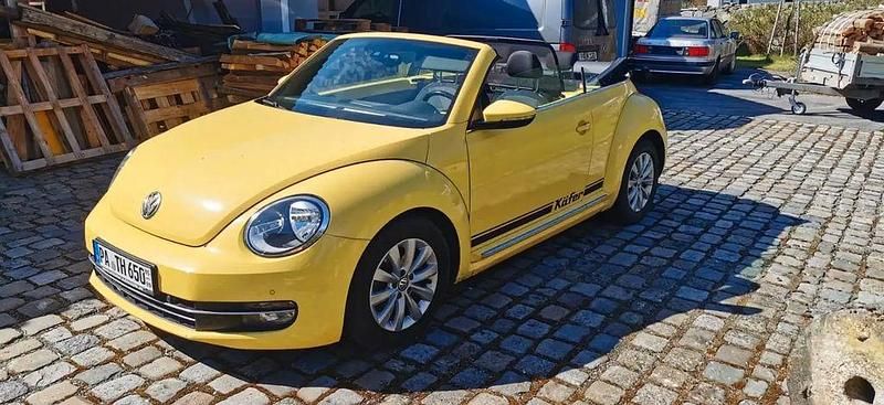 Second-hand VW Beetle Design 140 CP (102 kW) 2013 Galben Hatchback