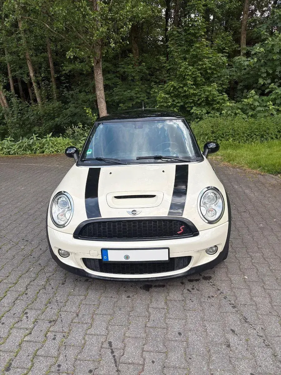 Gebraucht Mini Cooper S 174 PS (127 kW) 2009 Weiß Kleinwagen