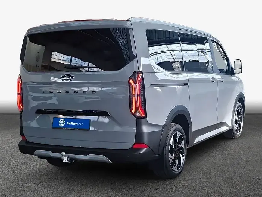 Gebraucht Ford Tourneo Active 170 PS (125 kW) 2026 Gray matter Van / Kleinbus