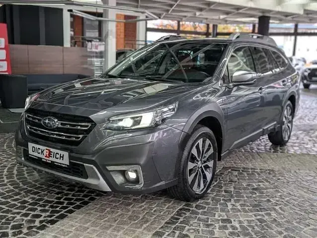 Gebraucht Subaru Outback Platinum 169 PS (124 kW) 2023 Grau Kombi