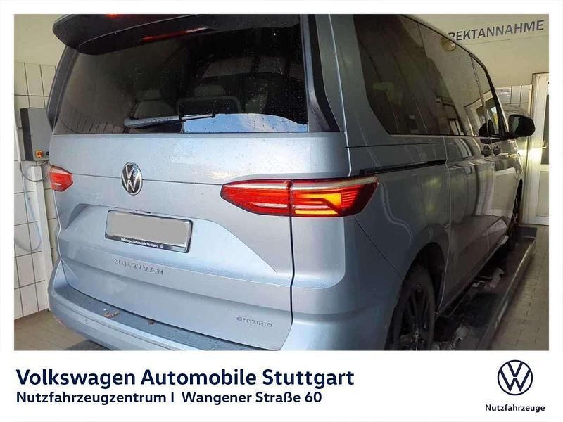 Gebraucht VW Multivan Energetic 218 PS (160 kW) 2023 Monosilber metallic Van