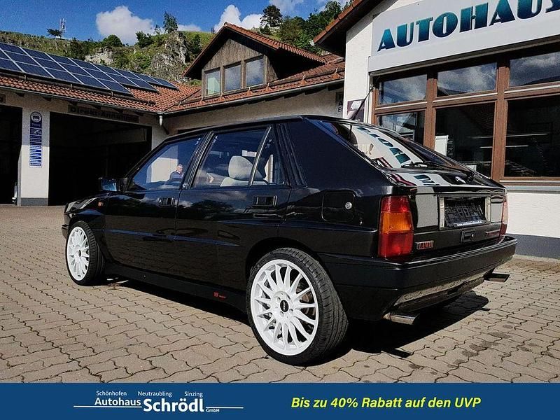 Gebraucht Lancia Delta 181 PS (133 kW) 1988 Schwarz Kleinwagen