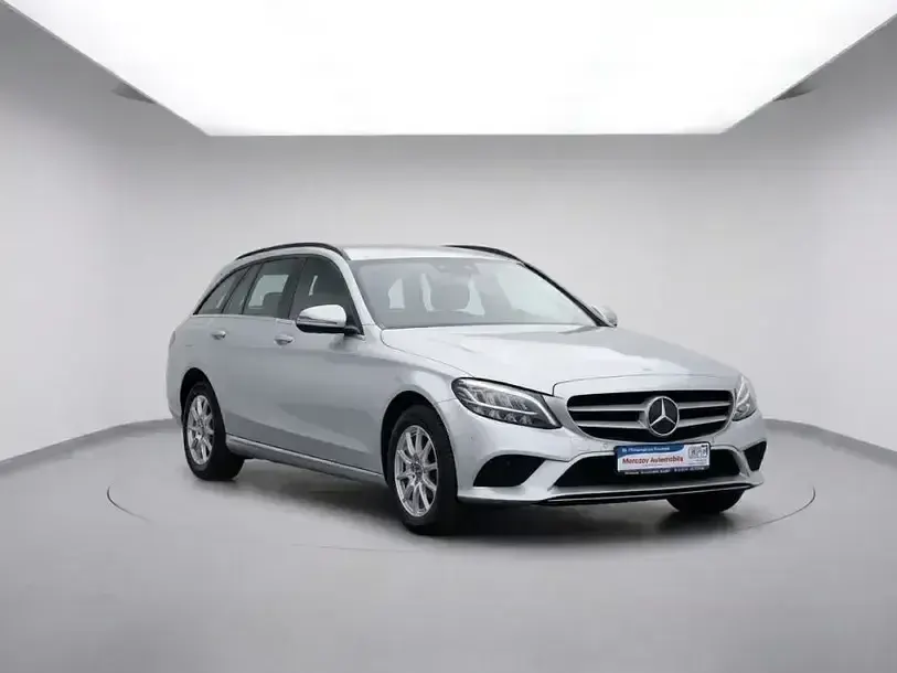 Gebraucht Mercedes C200 160 PS (117 kW) 2021 Iridiumsilver, metallic paint Kombi
