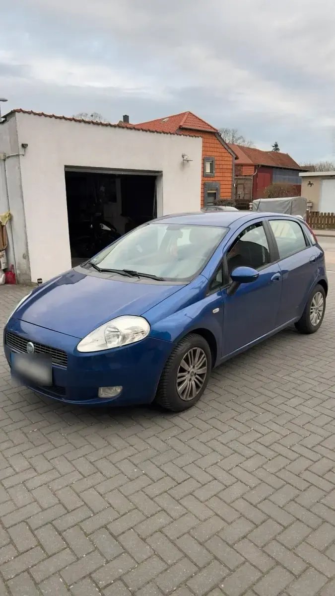 Gebraucht Fiat Grande Punto 75 PS (55 kW) 2007 Blau Kleinwagen