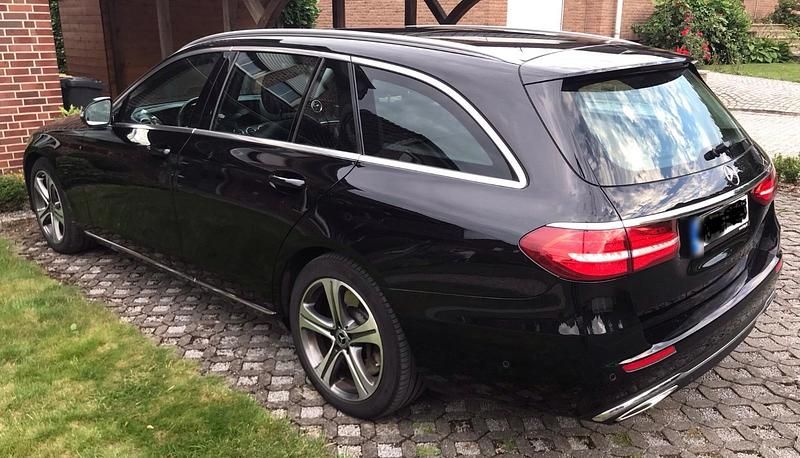 Gebraucht Mercedes E450 367 PS (269 kW) 2018 Schwarz Kombi
