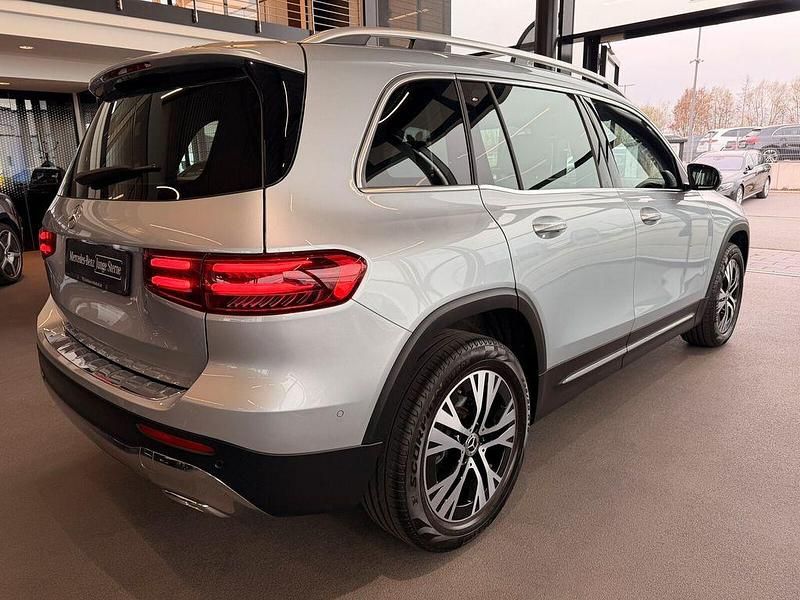 Gebraucht Mercedes GLB200 Advanced 164 PS (120 kW) 2024 Lack hightechsilber SUV