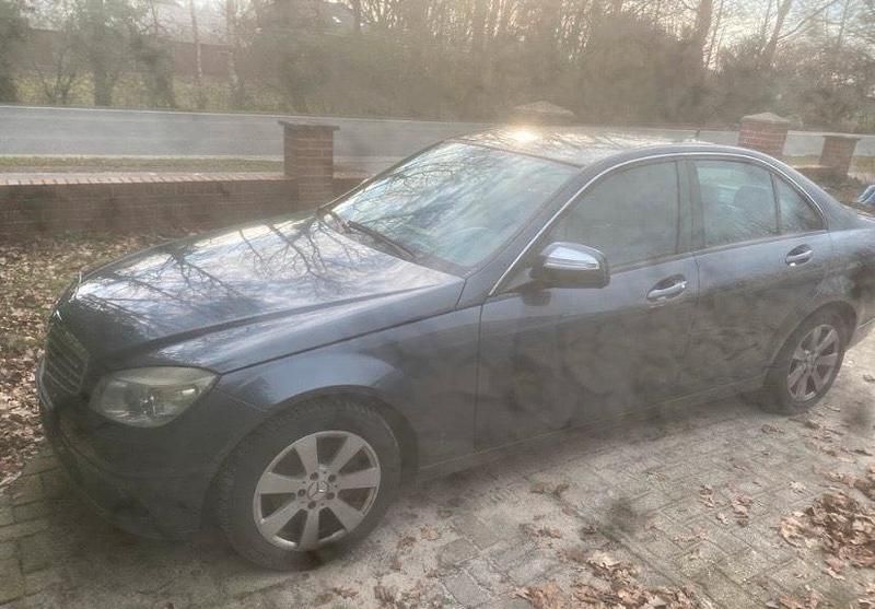 Gebraucht Mercedes C220 170 PS (125 kW) 2008 Grau Limousine