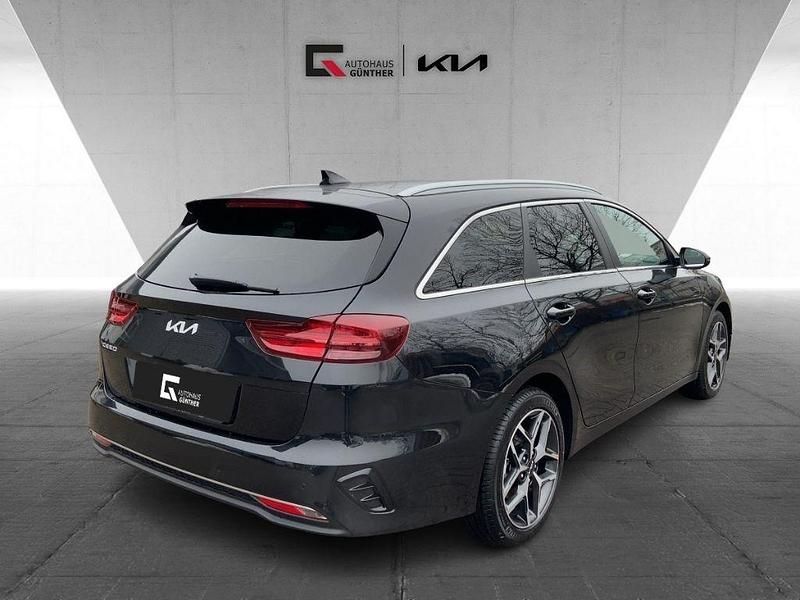 Neu Kia Ceed Sportswagon 140 PS (102 kW) 2026 1k) black pearl m (schwarz Kombi