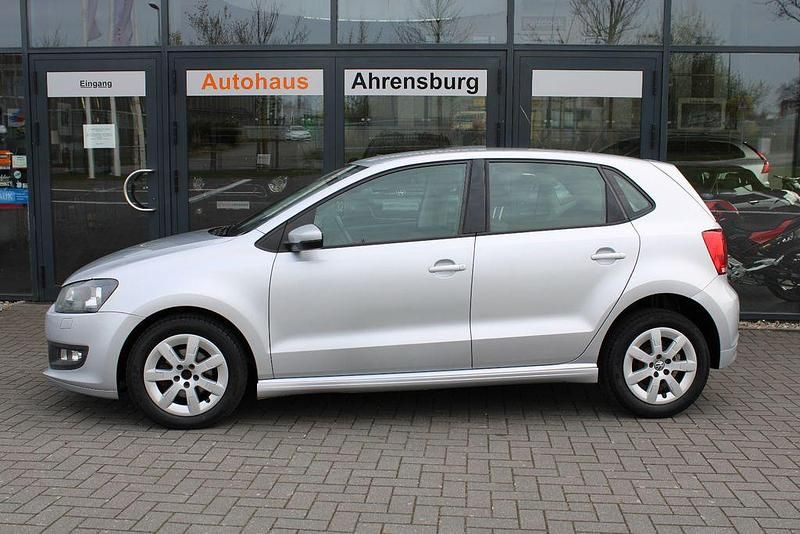 Gebraucht VW Polo Sound 75 PS (55 kW) 2012 Silber Kleinwagen