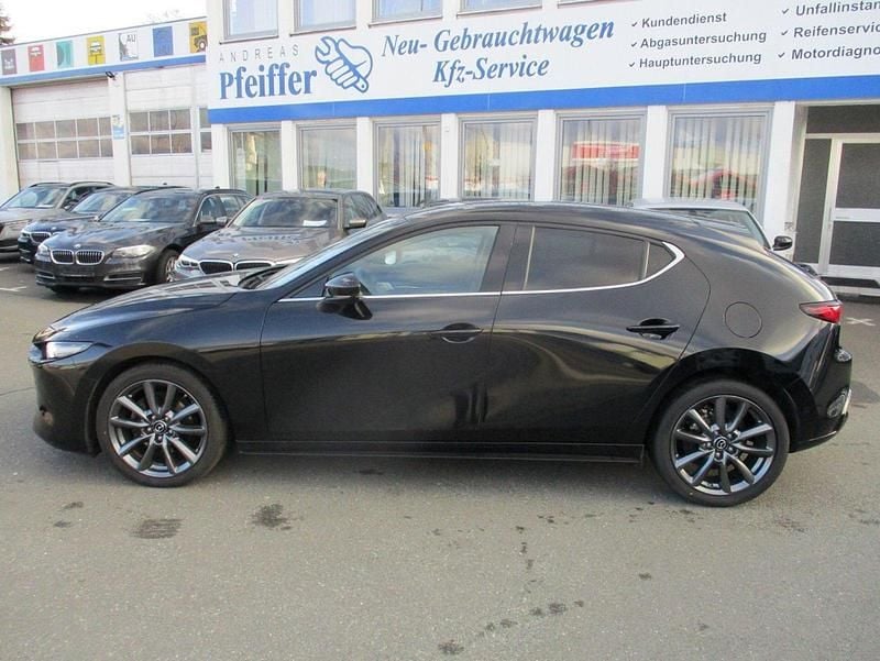 Gebraucht Mazda 3 122 PS (89 kW) 2019 Schwarz Limousine