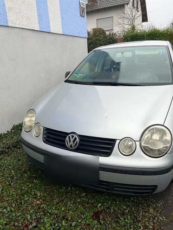 Gebraucht VW Polo 64 PS (47 kW) 2002 Silber Limousine