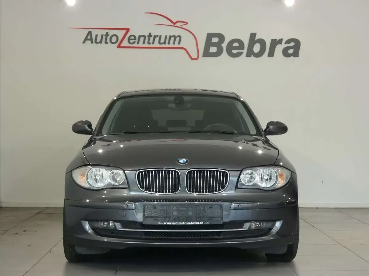 Gebraucht BMW 118 143 PS (105 kW) 2008 Sparkling graphite Kleinwagen