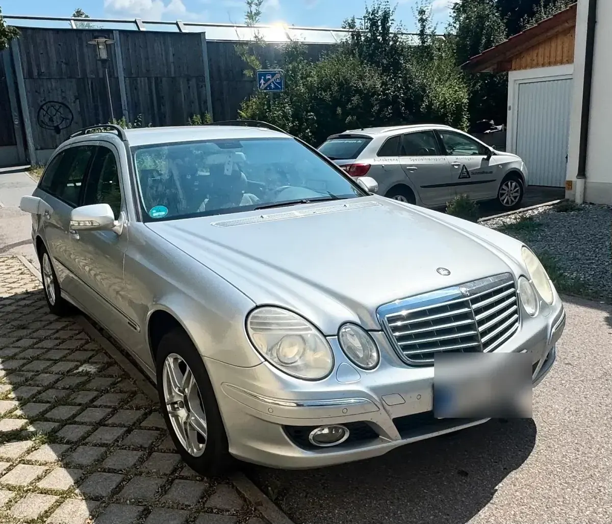 Gebraucht Mercedes E220 170 PS (125 kW) 2007 Silber Kombi