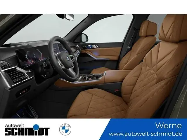 Neu BMW X5 M Sport 352 PS (258 kW) 2026 (braun)  manhattan SUV