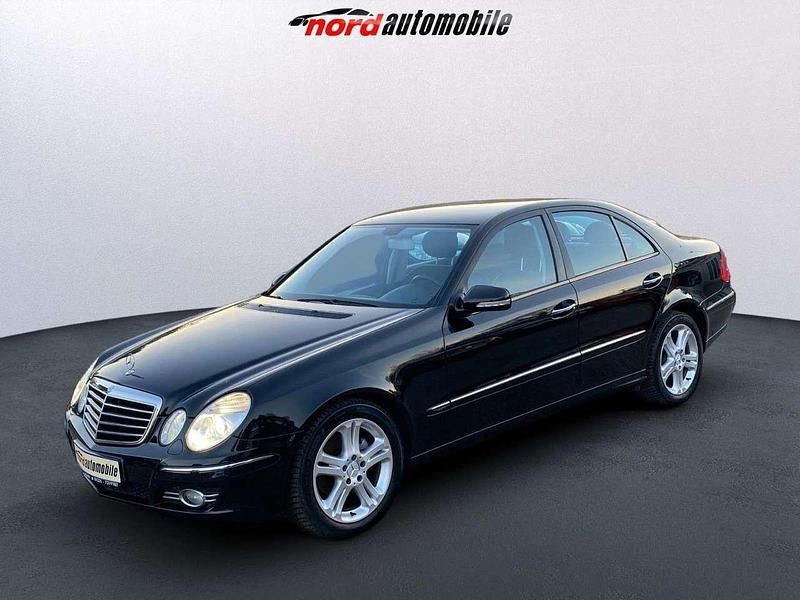 Second-hand Mercedes E200 184 CP (135 kW) 2007 Negru Berlinǎ