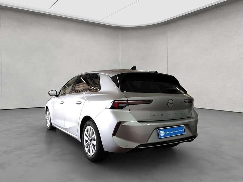 Gebraucht Opel Astra Elegance 131 PS (96 kW) 2023 Kristall silber metallic Limousine