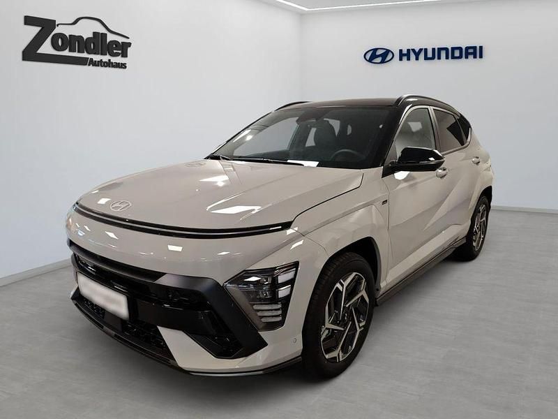 Grau Neu 2025 Hyundai Kona N Line SUV | 35.990 € (Teuer) - Bild 1/4