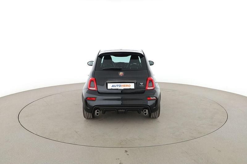 Gebraucht Abarth 695 180 PS (132 kW) 2024 Schwarz Kleinwagen