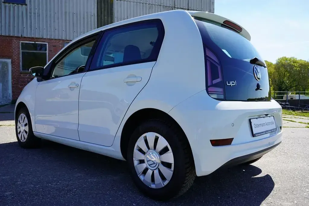 Usata VW up! 65 CV (47 kW) 2021 Bianco Utilitaria
