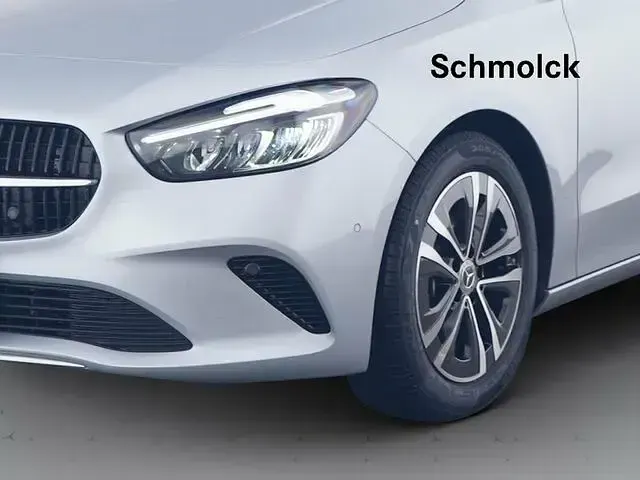 Gebraucht Mercedes B200 Progressive 163 PS (119 kW) 2024 Andere farbe Kleinwagen