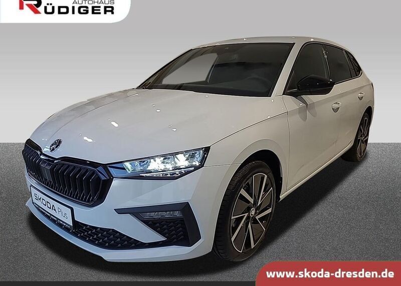 Weiß Gebraucht 2024 Skoda Scala Selection Kleinwagen | 33.940 € - Bild 1/4