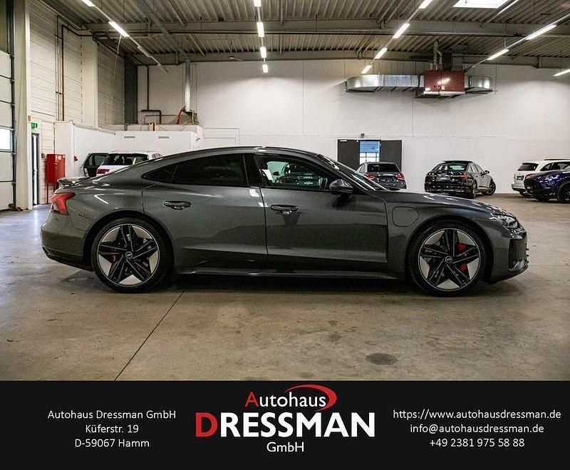 Gebraucht Audi e-tron GT quattro Sport 439 kW (598 PS) 2022 Daytonagrau perleffekt Limousine