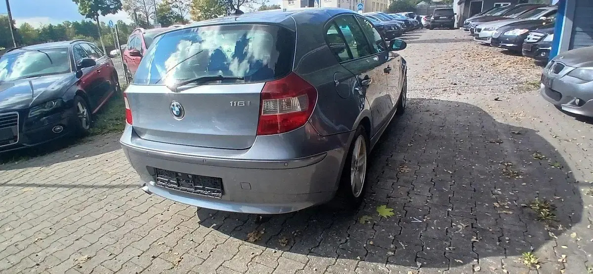 Gebraucht BMW 116 115 PS (84 kW) 2005 Grau Kleinwagen