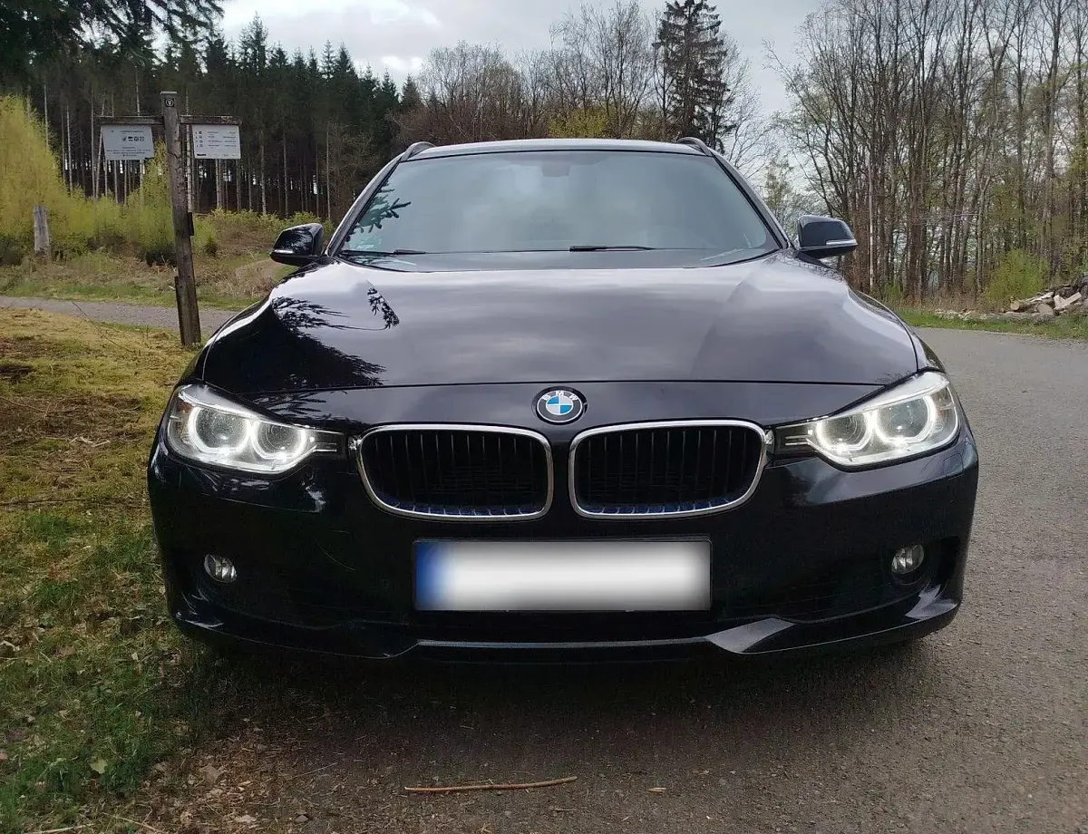 Gebraucht BMW 330 258 PS (189 kW) 2013 Schwarz Kombi