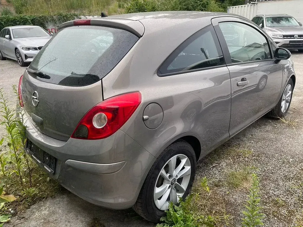 Gebraucht Opel Corsa Energy 87 PS (63 kW) 2014 Grau Kleinwagen