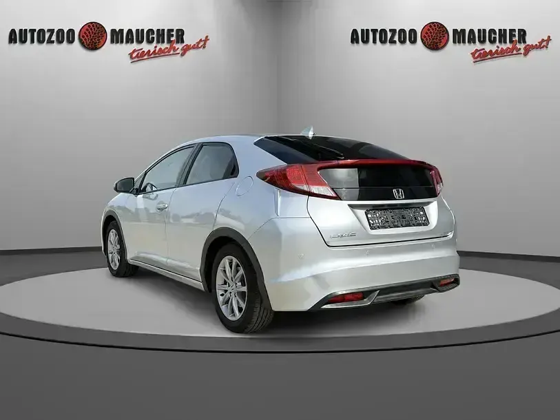 Gebraucht Honda Civic Comfort 99 PS (72 kW) 2015 Alabaster silver m. (metallic) Limousine