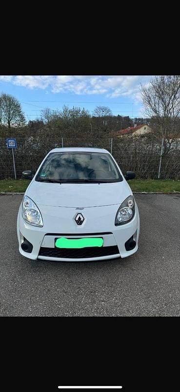 Second-hand Renault Twingo 75 CP (55 kW) 2011 Alb Hatchback