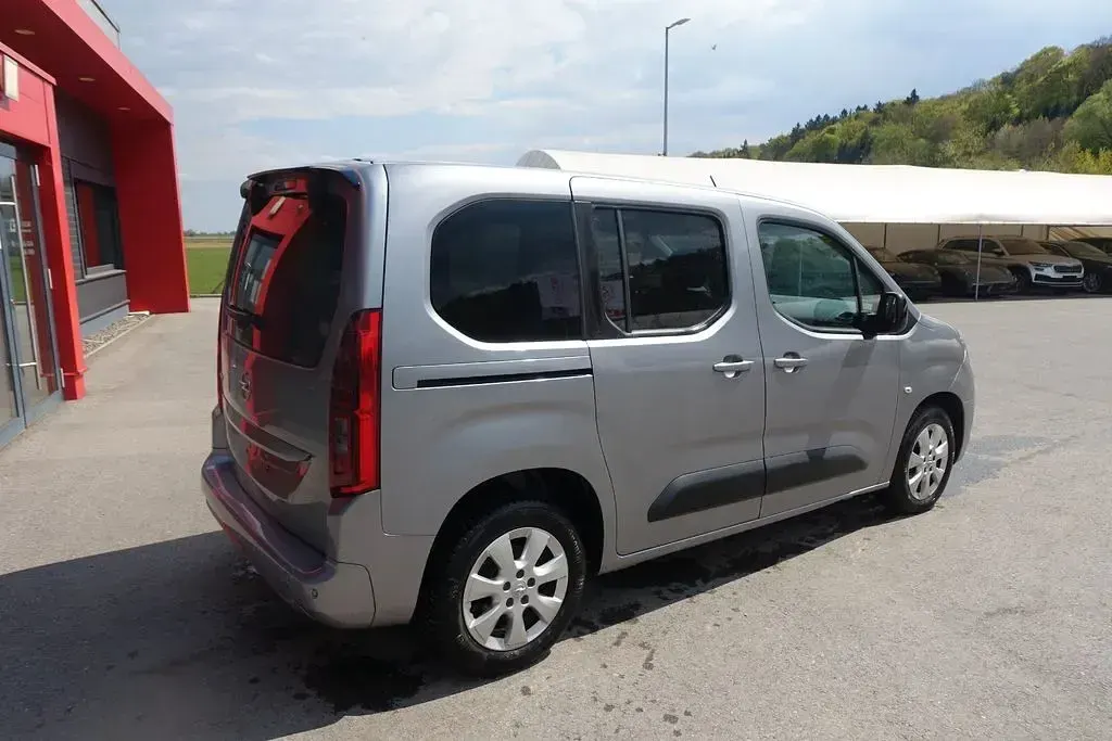 Gebraucht Opel Combo Life Elegance 131 PS (96 kW) 2022 Grau Limousine