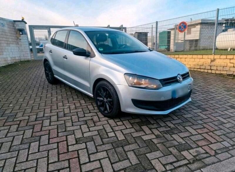 Silber Gebraucht 2010 VW Polo Kombi | 4.200 € (Guter Preis) - Bild 1/4