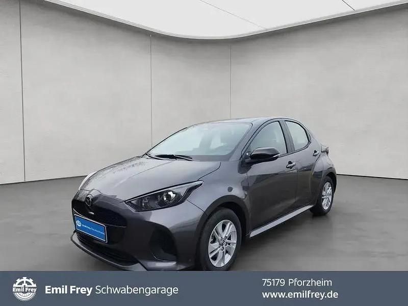 Grau Gebraucht 2025 Mazda 2 Center-Line Limousine | 24.850 € (Teuer) - Bild 1/4