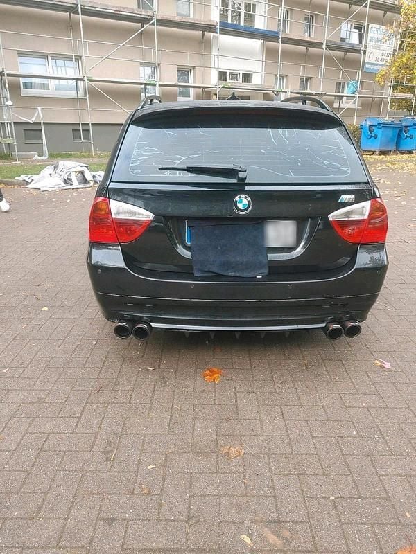 Usata BMW 320 177 CV (130 kW) 2008 Nero Station wagon